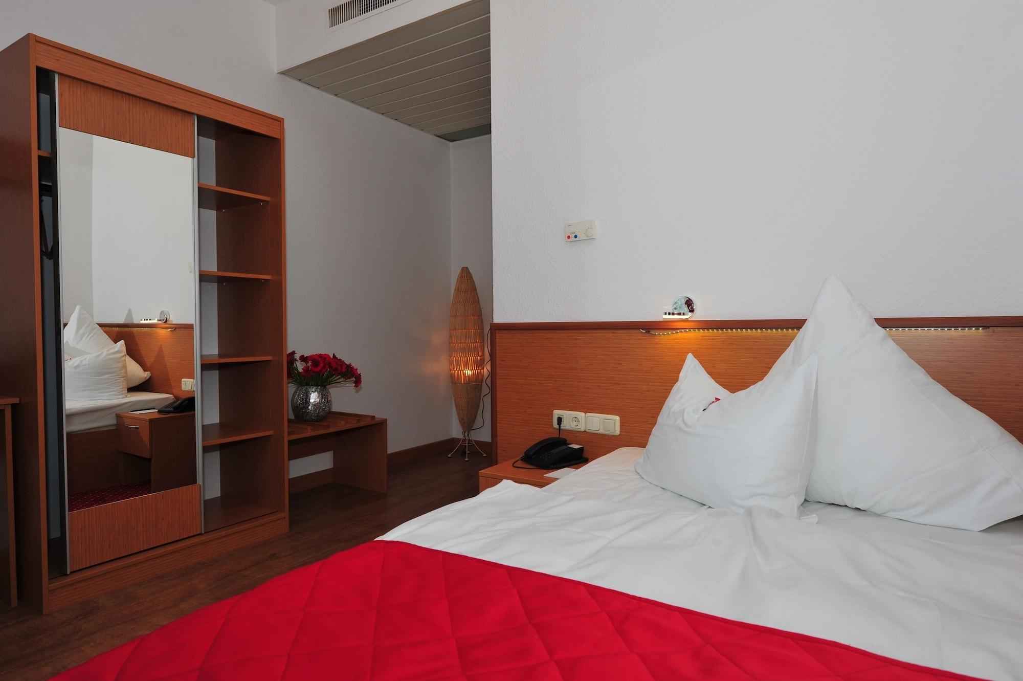 Arthotel Ambassador Wiesbaden - Free Parking Extérieur photo