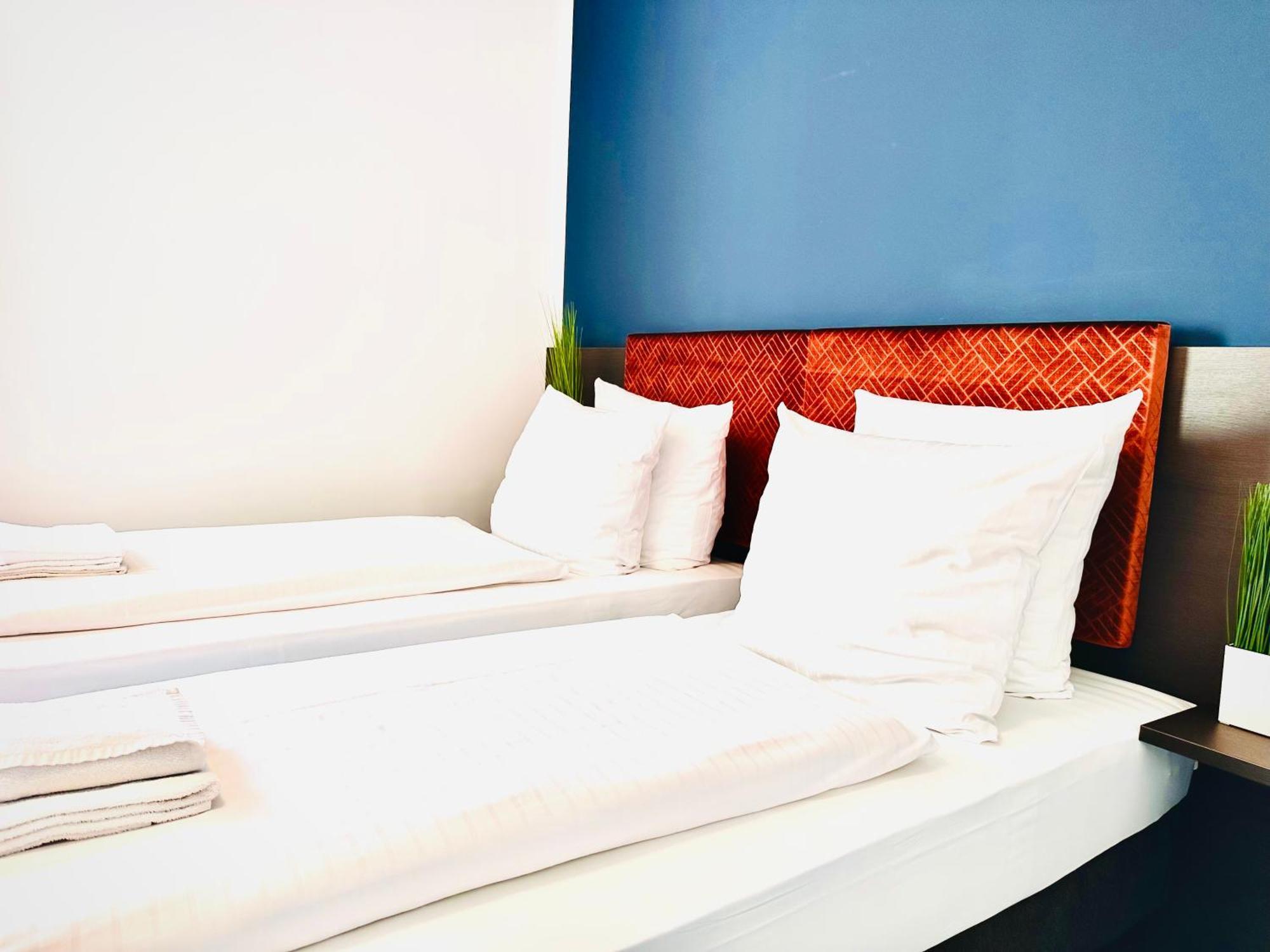 Arthotel Ambassador Wiesbaden - Free Parking Extérieur photo