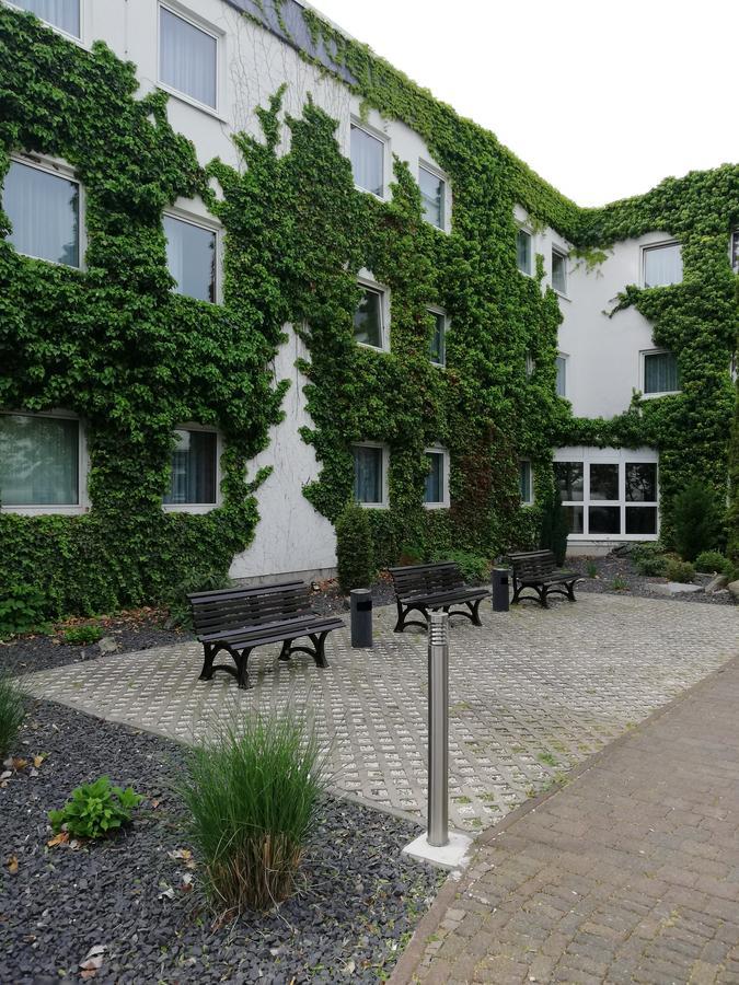 Arthotel Ambassador Wiesbaden - Free Parking Extérieur photo